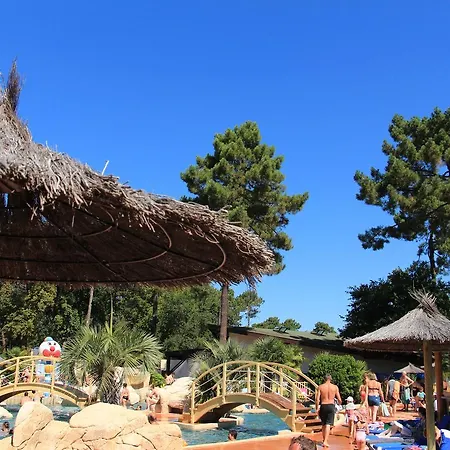 Camping Club L'oree Du Bois 4* Les Mathes