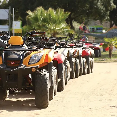 Camping Club L'oree Du Bois Les Mathes